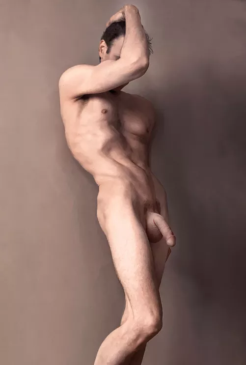 Wall nude