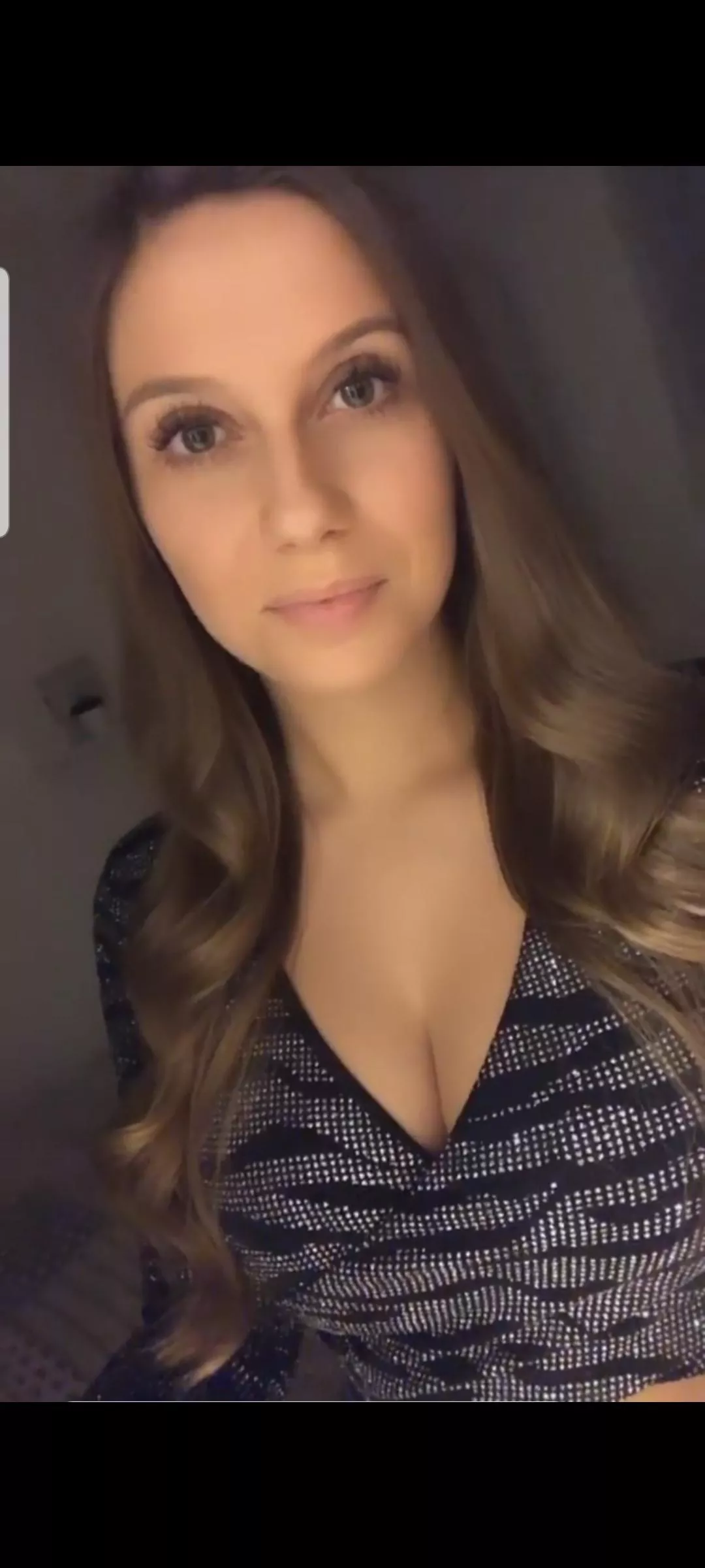 Wanna grab Fayes Boobies