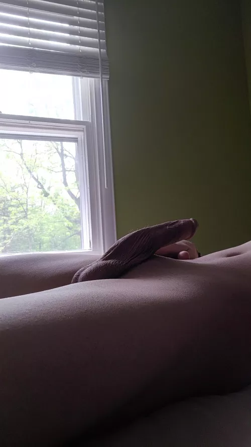 Wanna play with this twink?