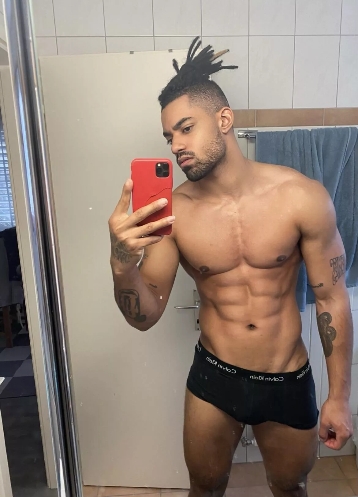 Wanna See more?😈🍆