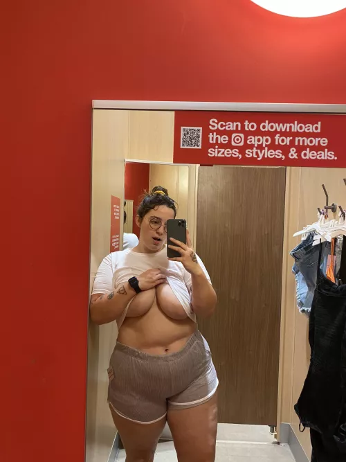 wanna see the rest? 👅