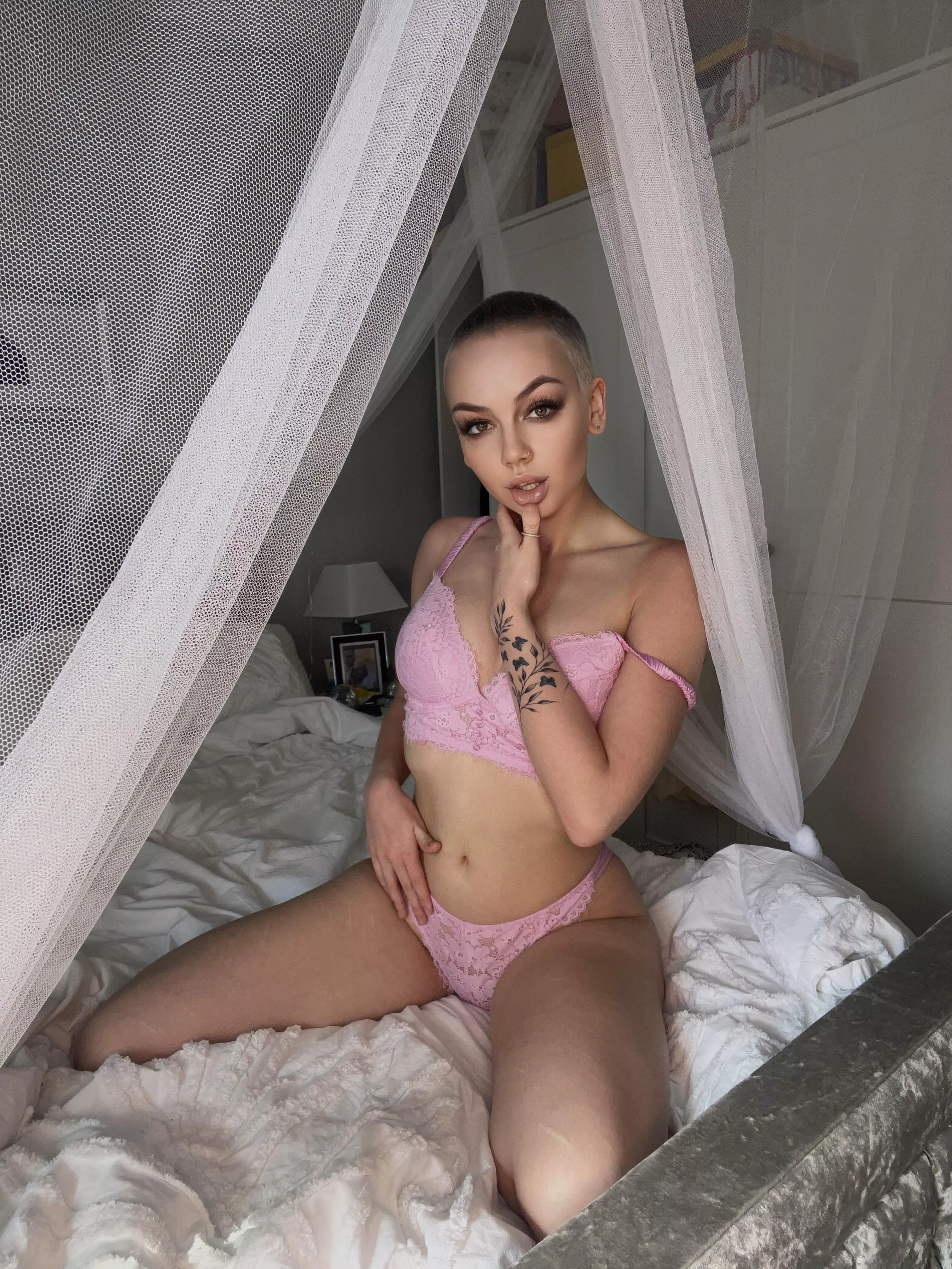 Wanna stroke my freshly shaved buzzcut?