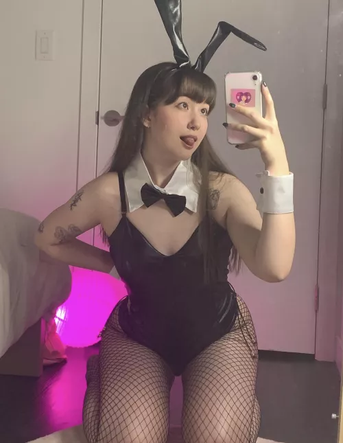 want me to be ur irl mai sakurajima? 😇