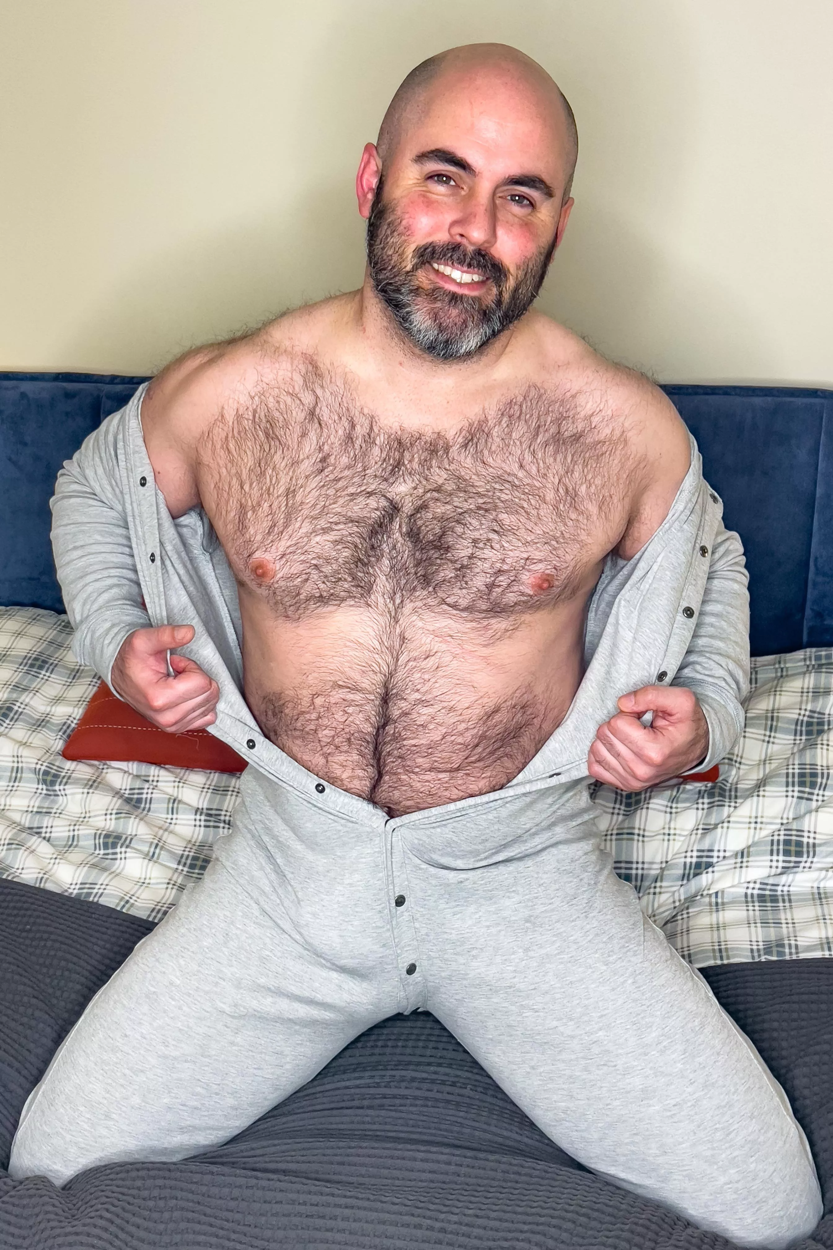 Want me to take it all off? Want me to take it all off?