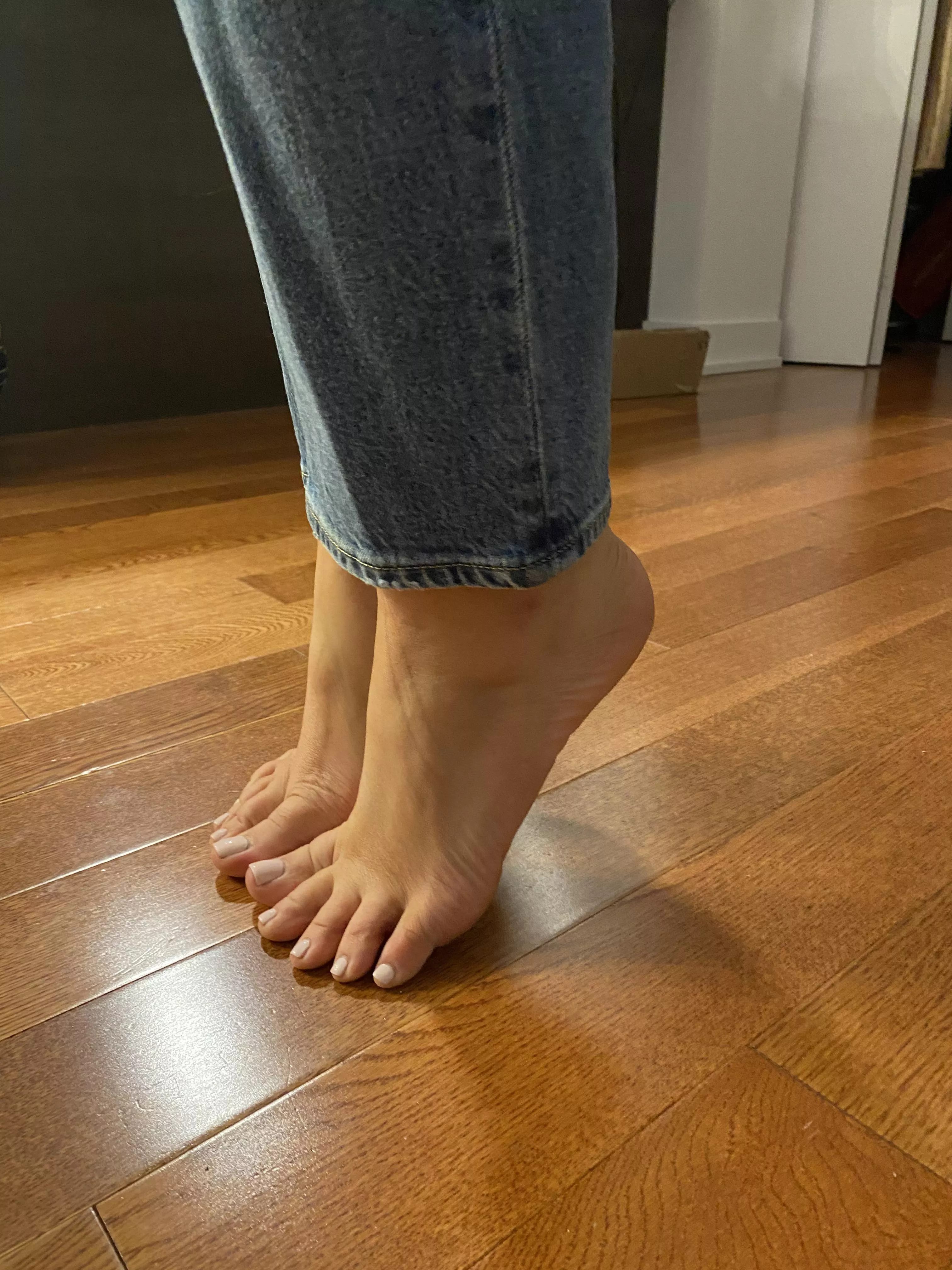 Want to keep me on my toes...or on my back? Want to keep me on my toes...or on my back?