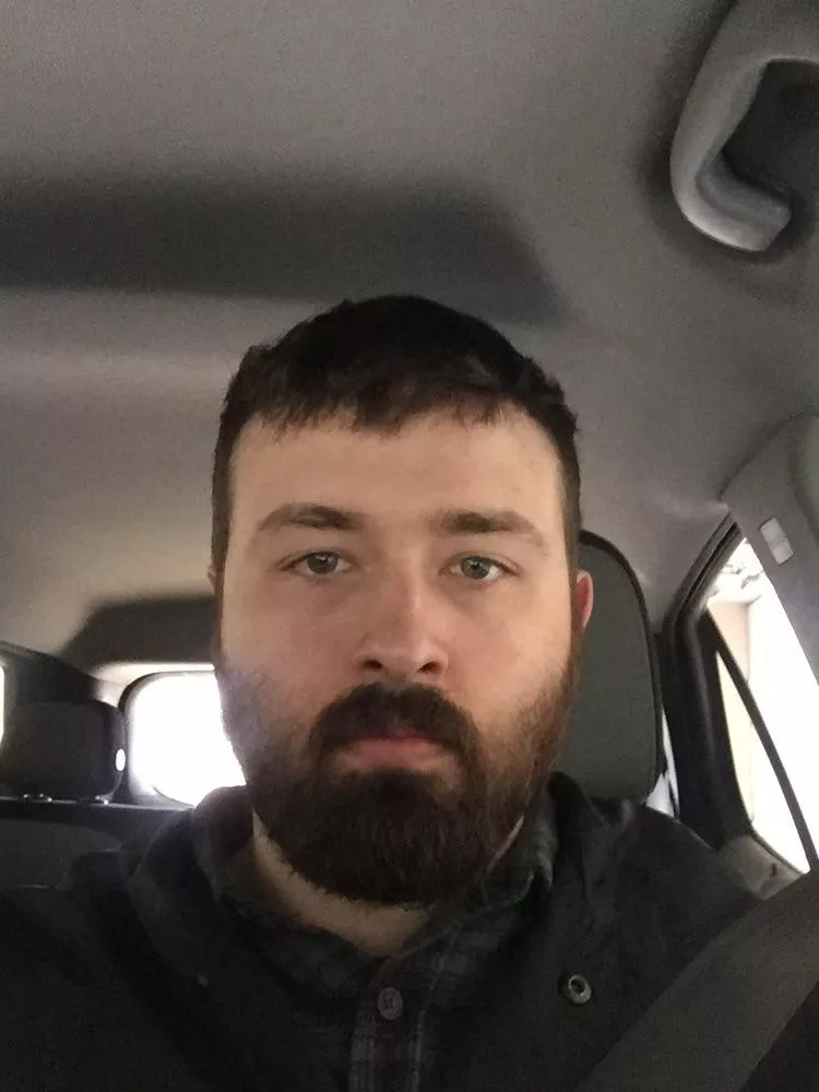 Want to kiss a guy for the first time Want to kiss a guy for the first time