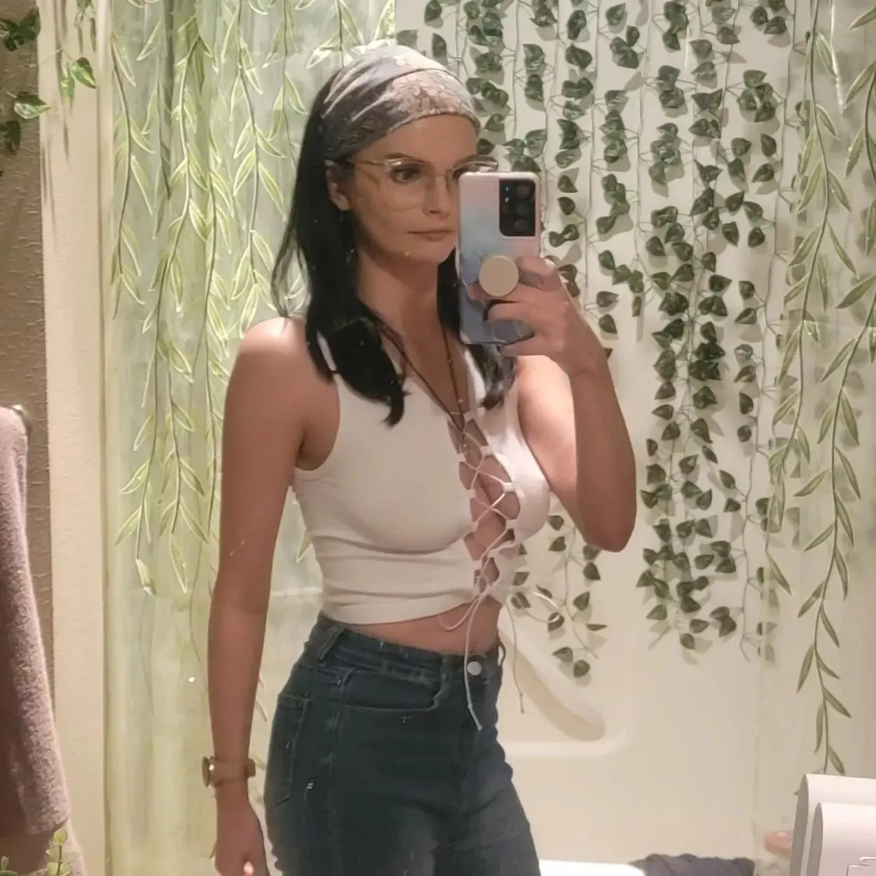 wanting to have some fun f28