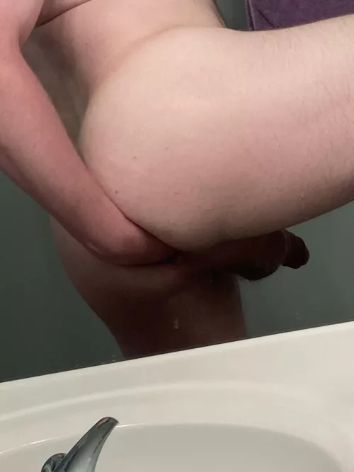 Was finally able to fist myself, would any eager ladies like to replace my fist with theirs?