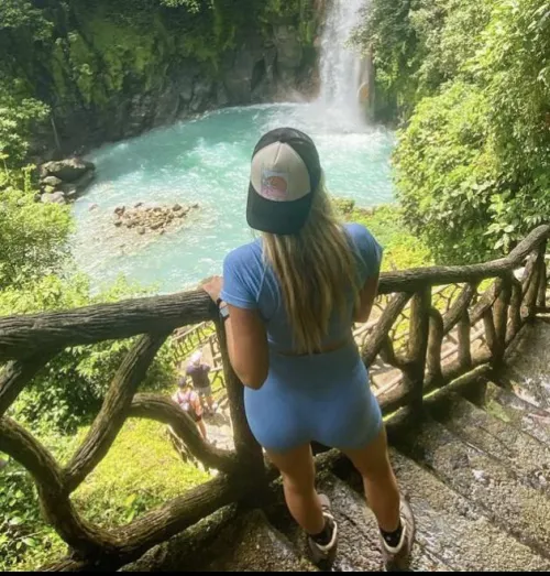 Water falls make me wet