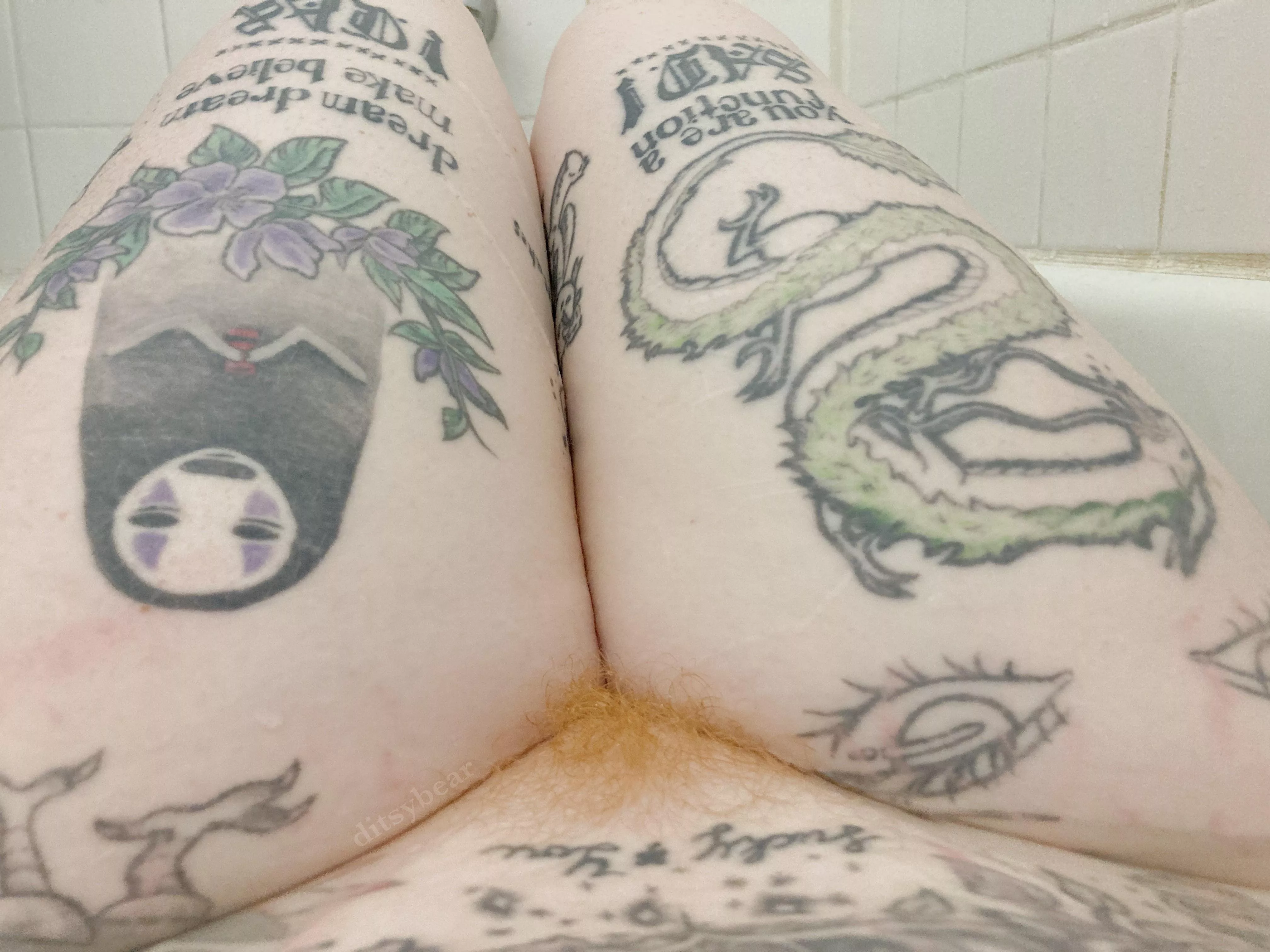 watering my bush 😏