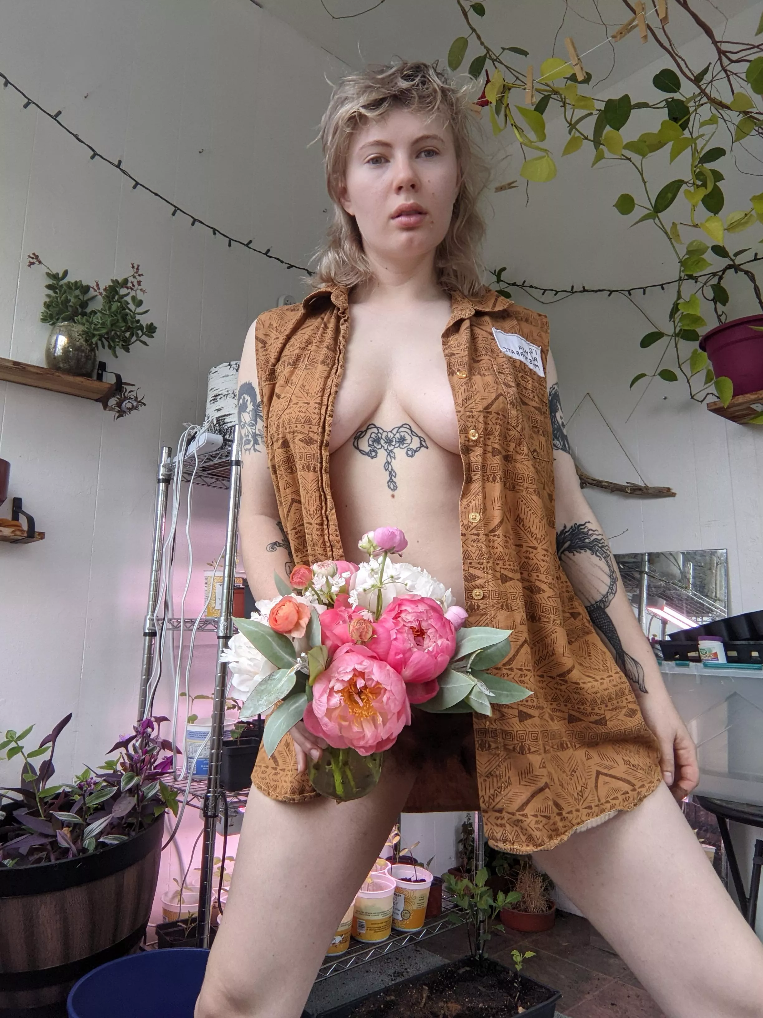 Went on a date after taking this and gave her the flowers.