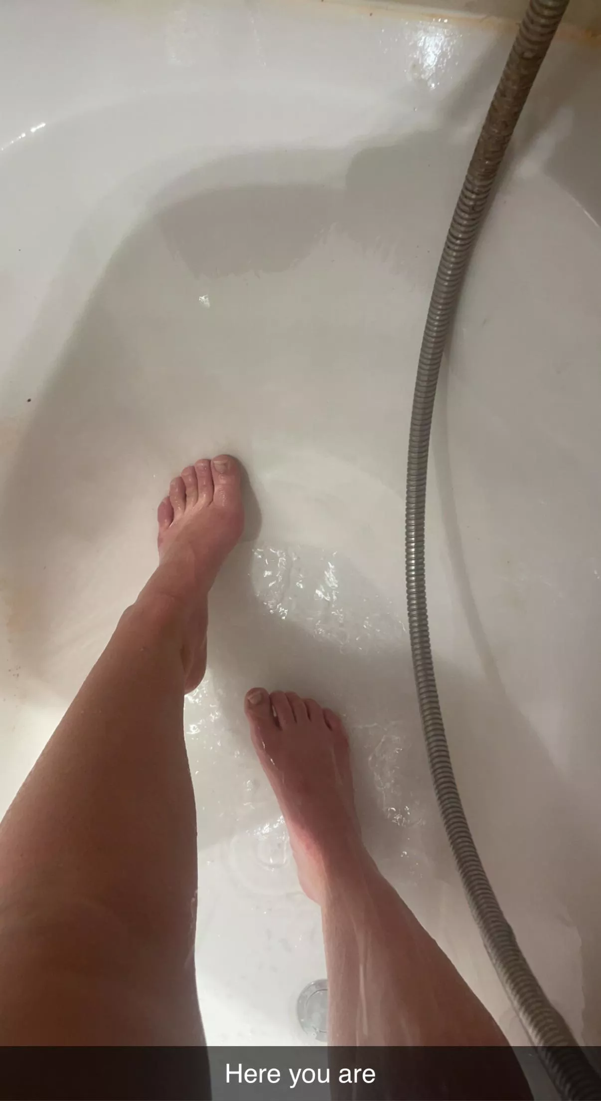Wet feet 😜😍