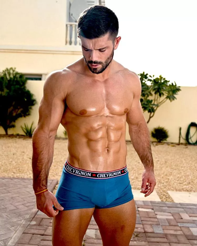 What caught your eye first? 🥵