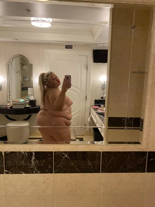 What do you think I did in my hotel suite? 👀🍆