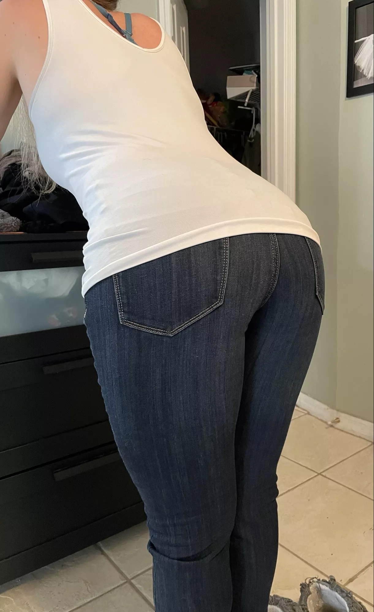 What do you think of my wife’s ass?