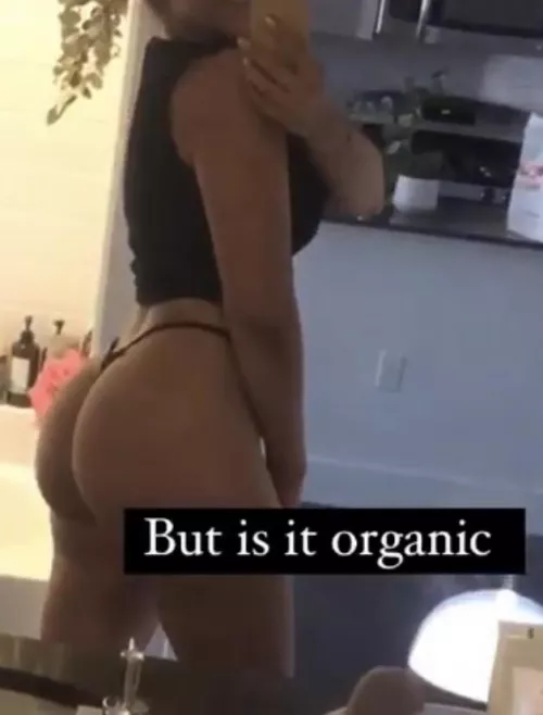 What do you think? Yay or nay 🍑🍑🍑