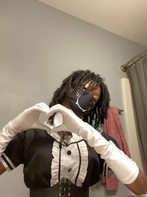 What is up my kings and queens of the short and tall variety 👑