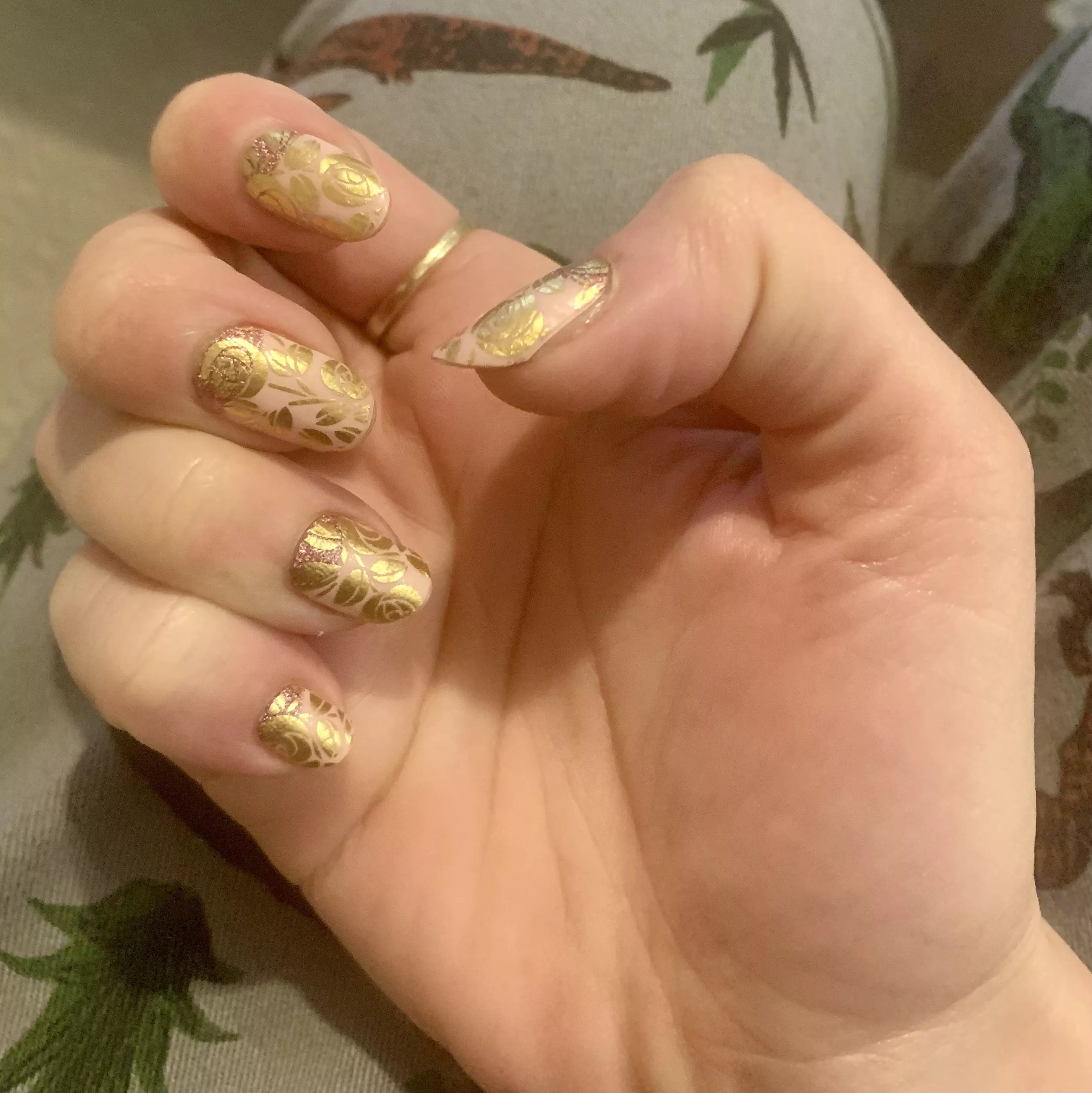 What shall I put on next? ❤️