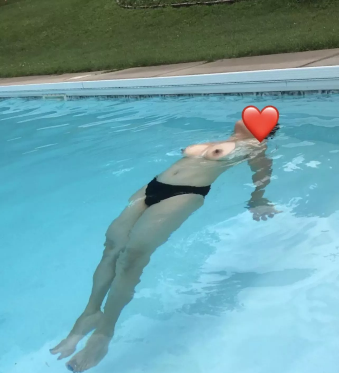 What would you do if you saw me in the pool? This was at an airbnb and the owners may or may not be home! F45