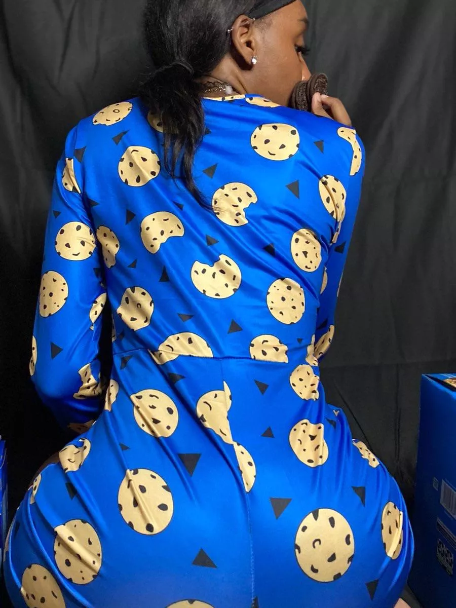 What’s your favorite cookie? Mines are filled with cream What’s your favorite cookie? Mines are filled with cream