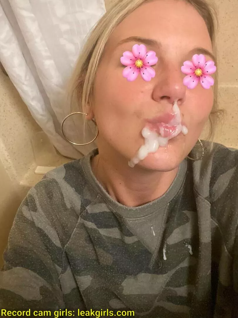 When he told me he was backed up I didn’t know he msant THAT backed up! 💦💋