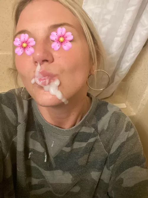 When he told me he was backed up I didn’t know he meant THAT backed up! 💦💋