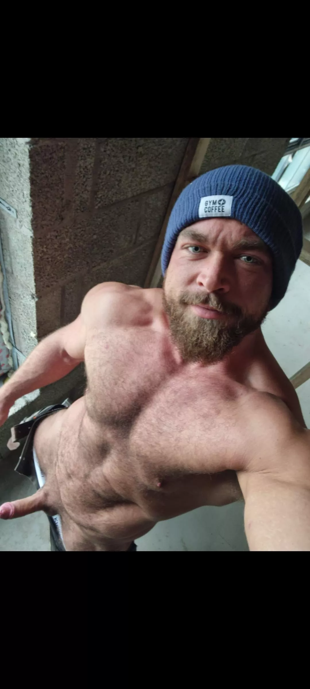 when your always horny, there's always time for a work selfie 😏