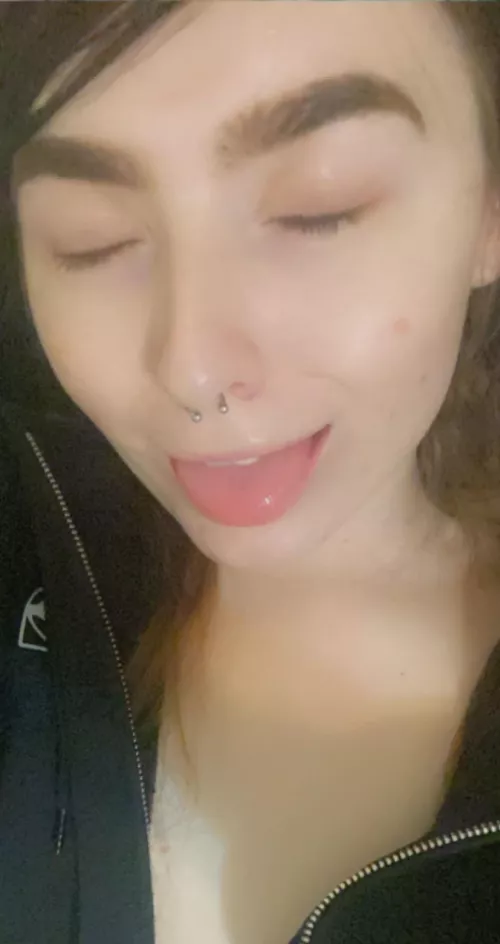 When you’re 20 years old and still have baby canine teeth 🙊