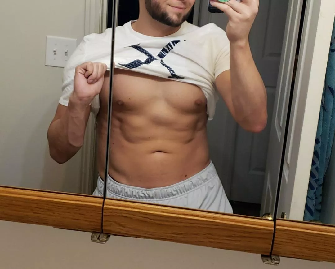 Where will you put your tongue? 💦👅 Where will you put your tongue? 💦👅