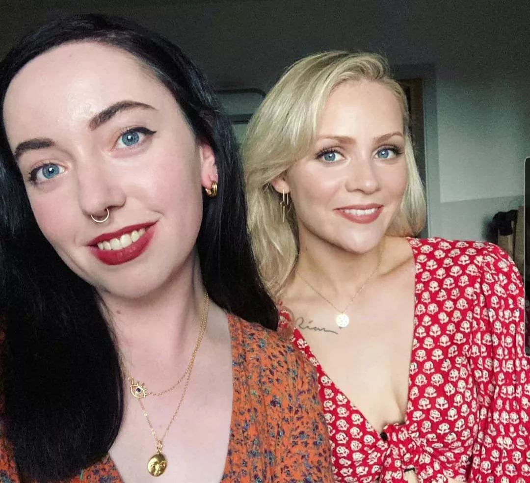 Which Irish girl? Left or Right? [2]