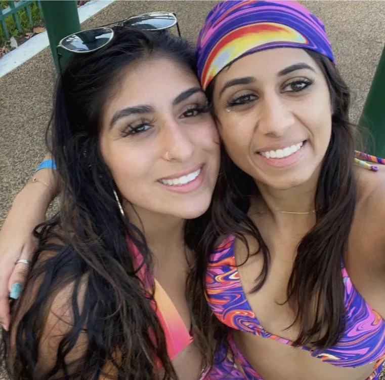 Which sister’s mouth do you put your tongue inside? [2]