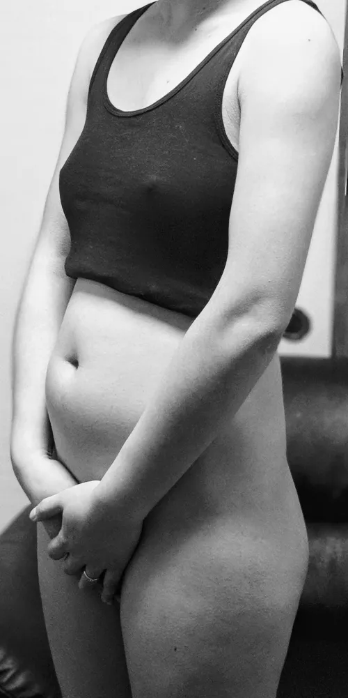 White men’s baby in Asian wife’s tummy