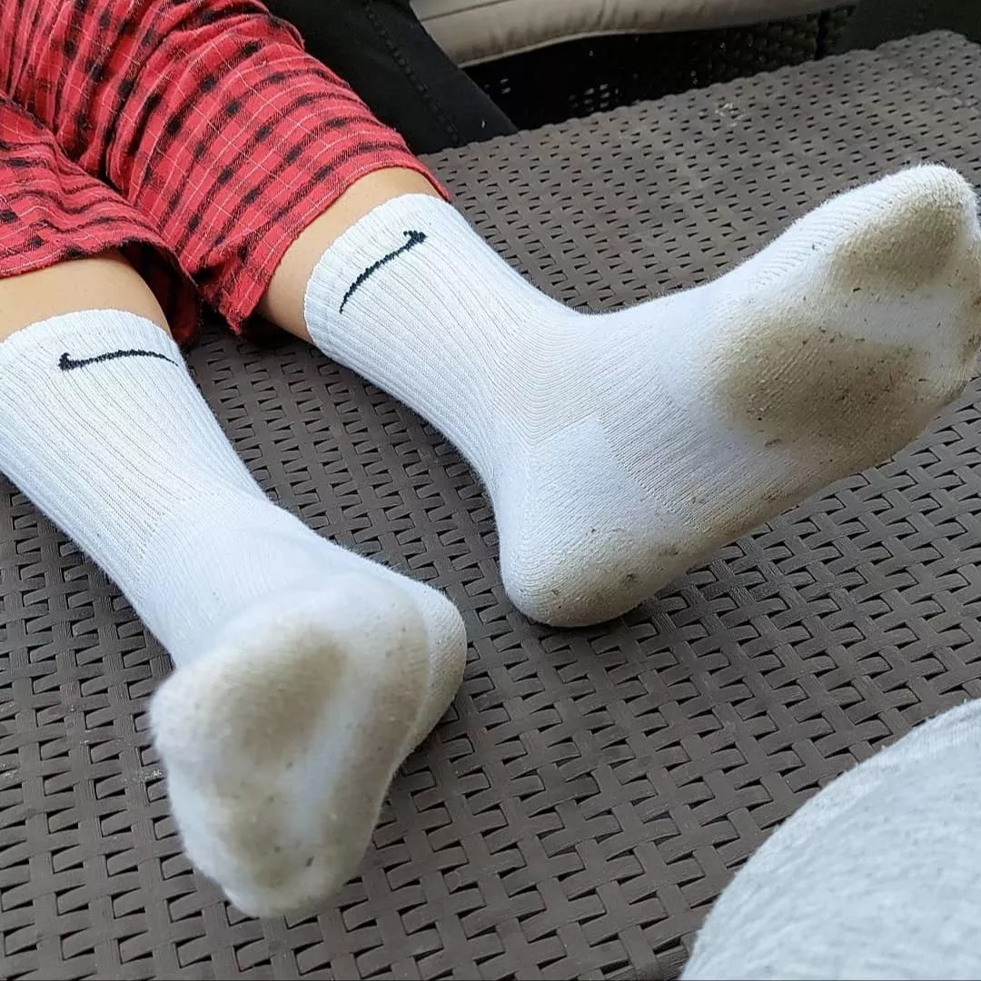 white nike socks