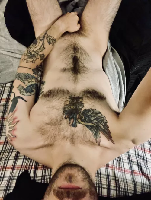 Who else doesnโt want to get out of bed today?