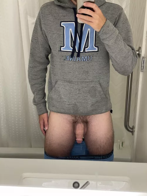 Who likes college cock (22)