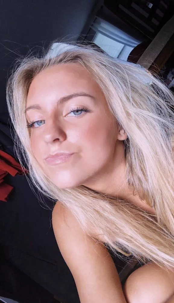 Who neess barins when you have tits?