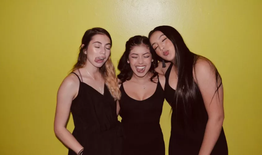 Who u think has taken more cum to the face? Why?👀🔥