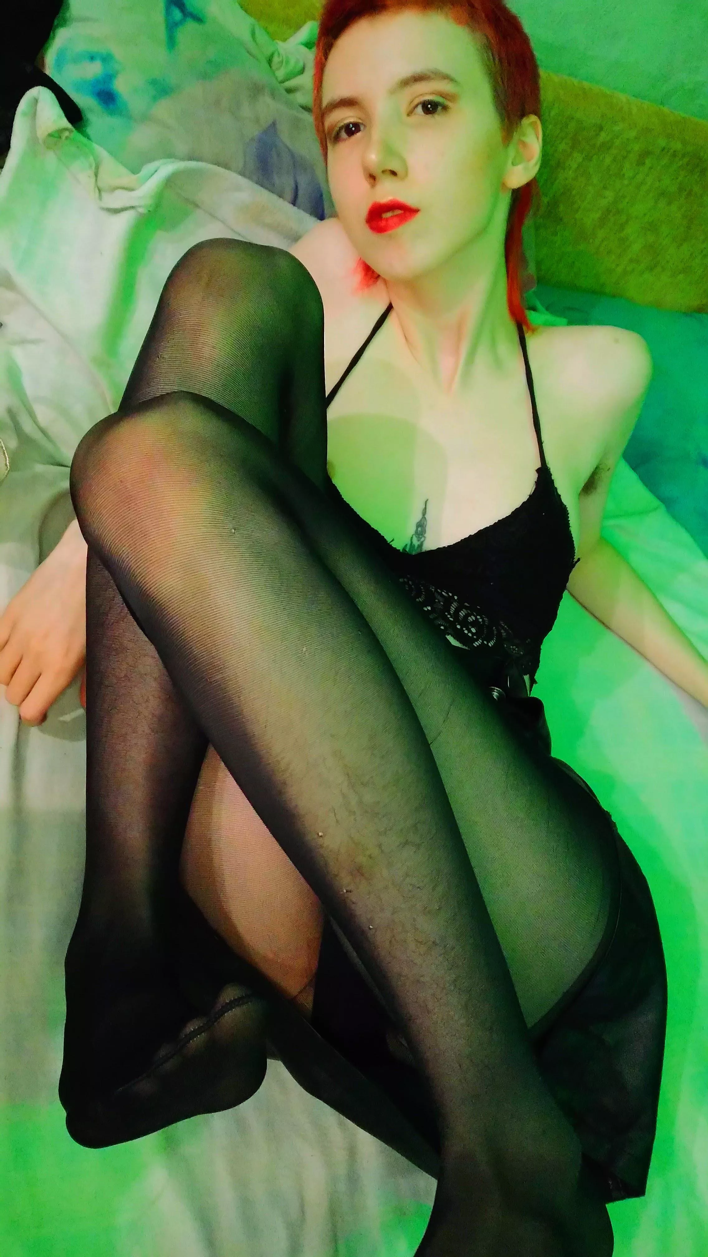 Who wana be my sugar daddy?🍷👠