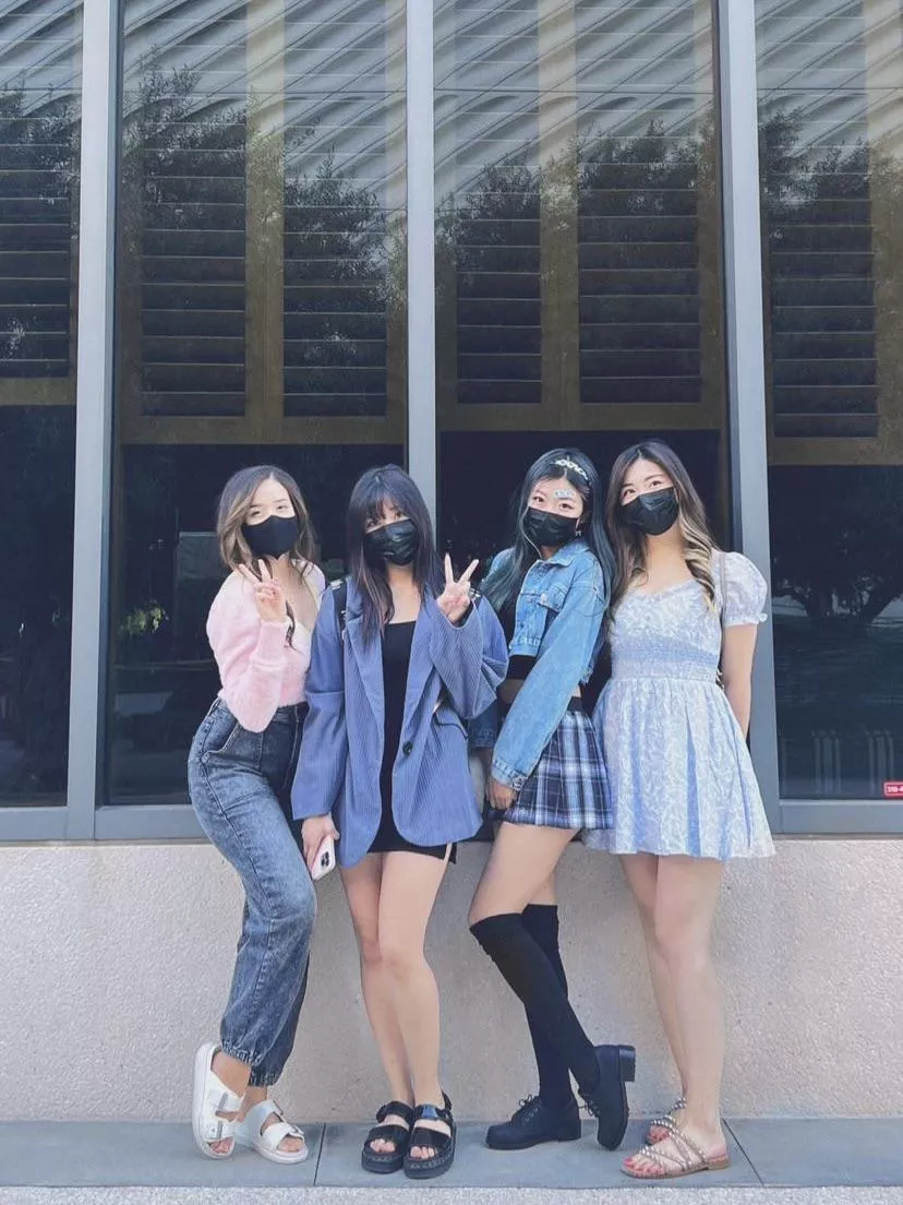 Who you smashing [4]