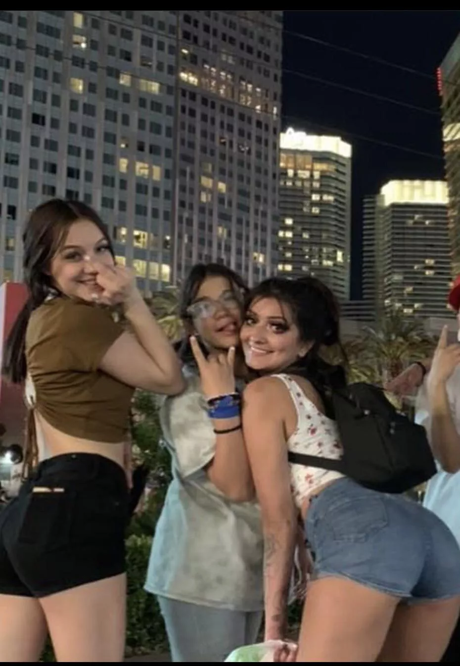 Who’s Ass are you fucking🤤