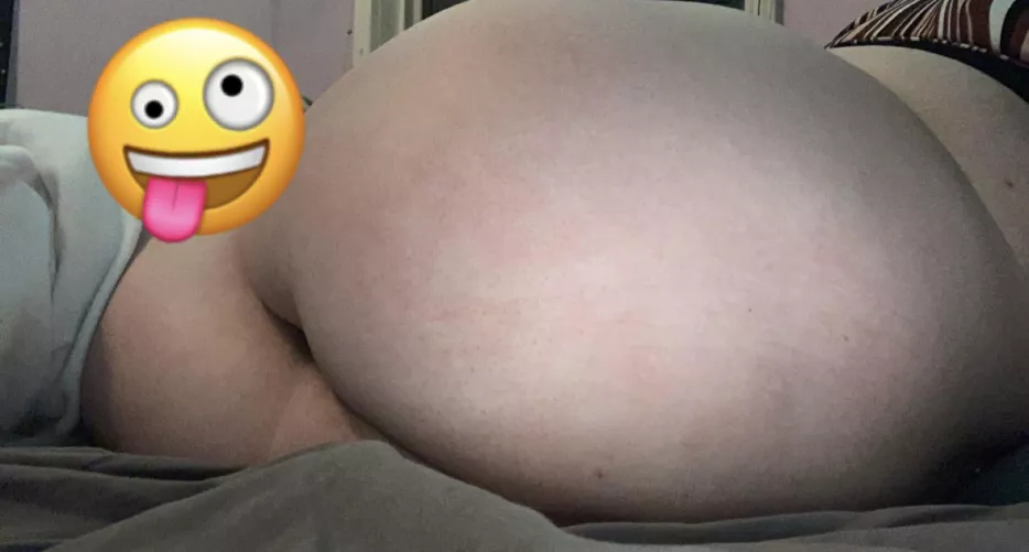 Who’s (f)ace can I sit on?