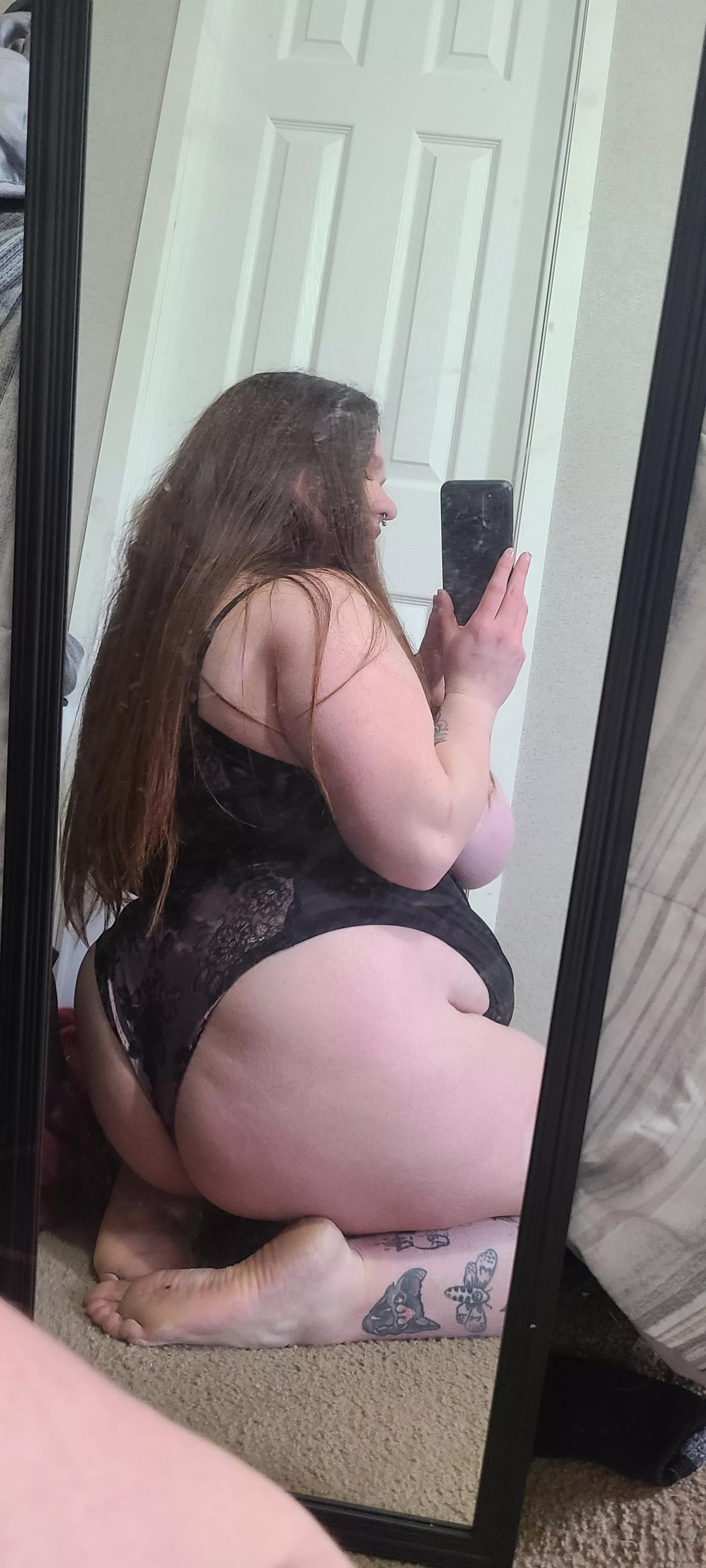 who's lap can I sit on? ;)