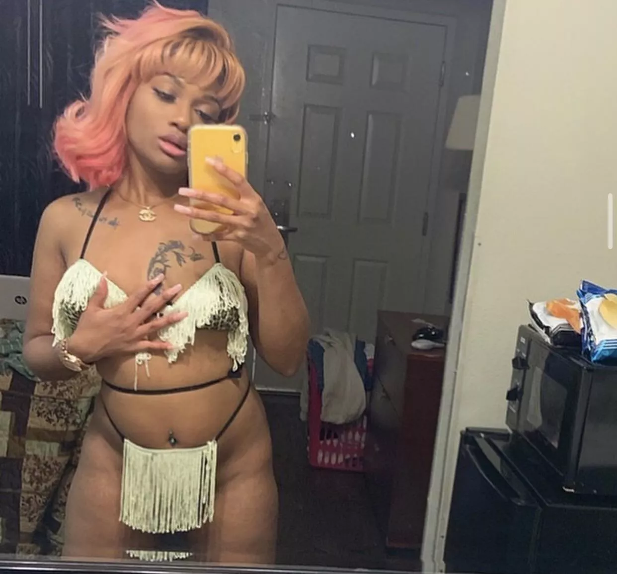 who’s n***** slut can I be this afternoon ? 🥰 KIK// FineAssSub