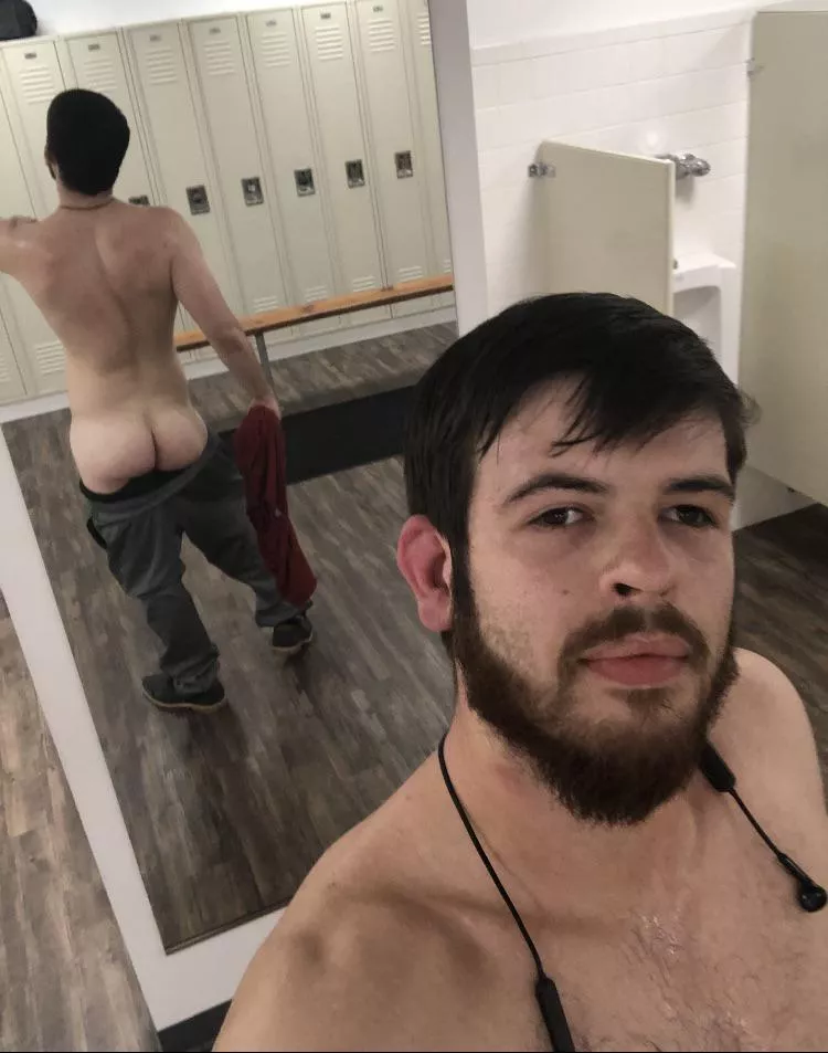 Why is everyone staring?😅