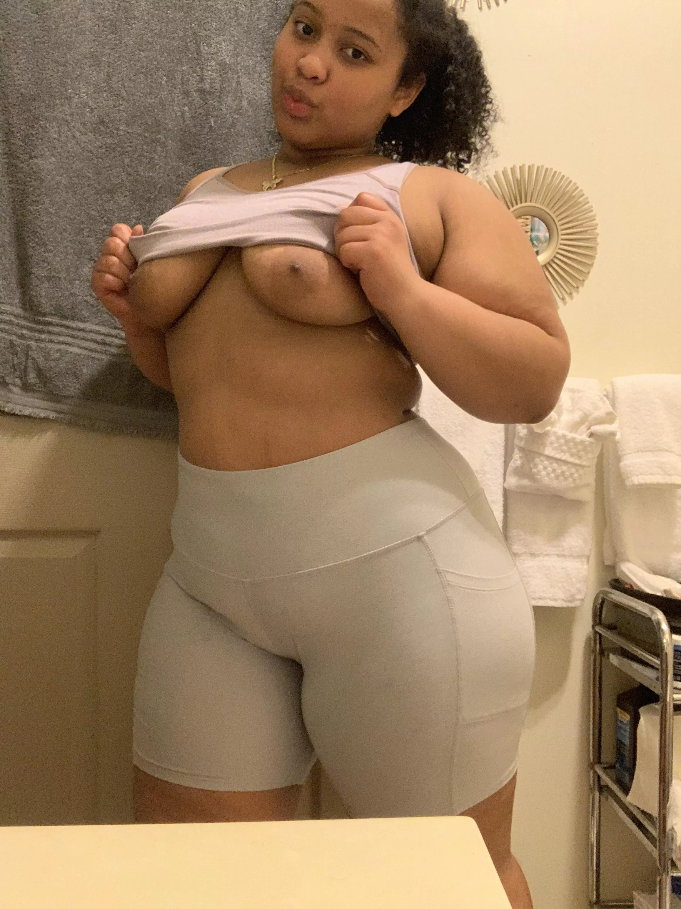 Will you be my at home cardio? 😚