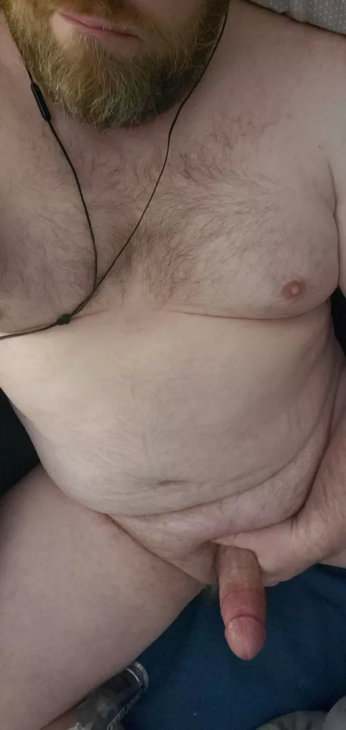 Wish I could suck on something while I tug... 😏