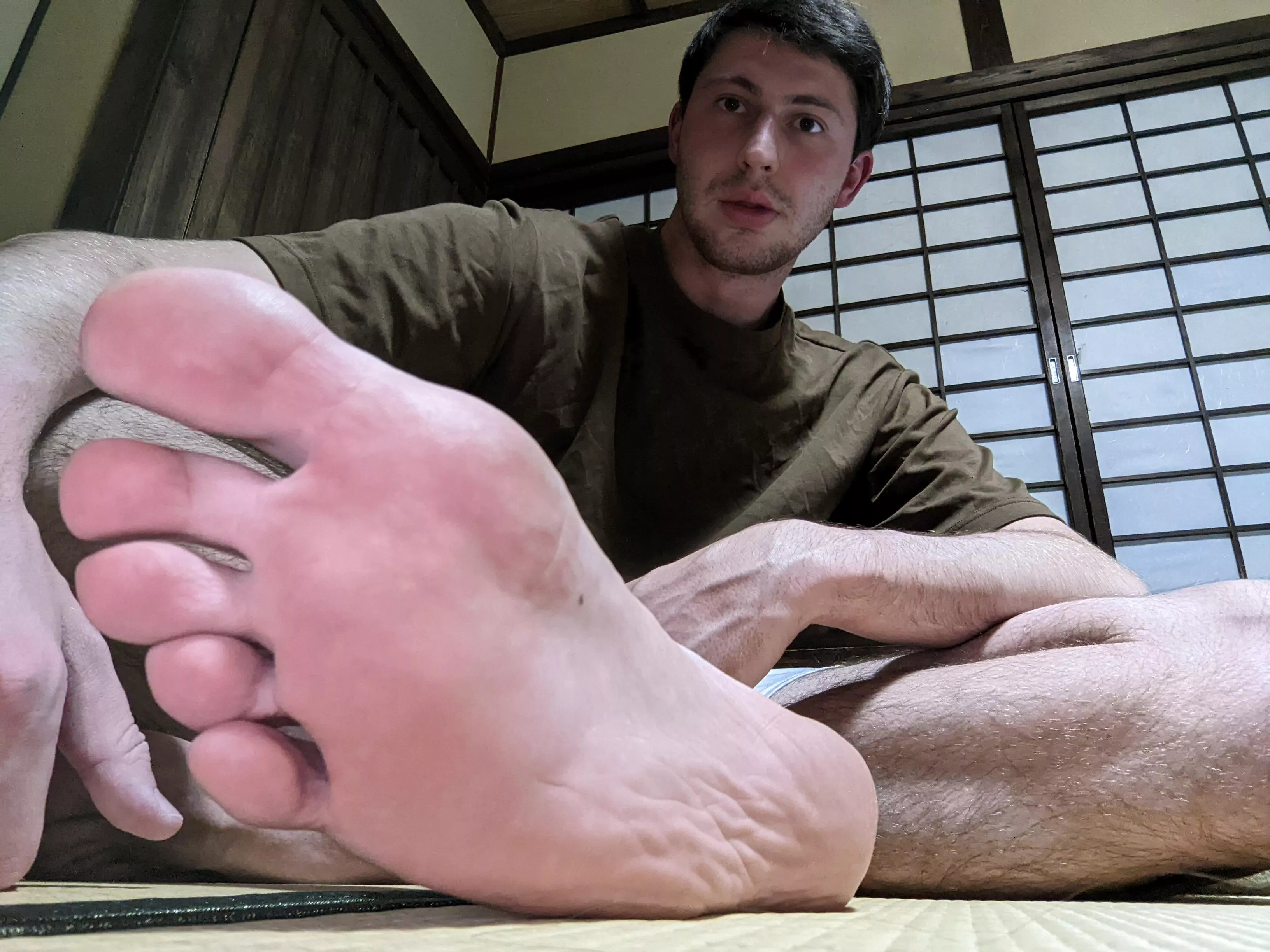 Worn out after a day of traveling 🌸