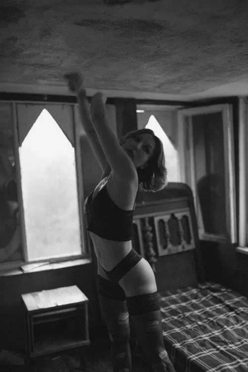 Would love to bounce my booty on you