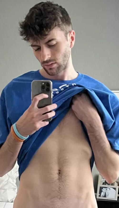 Would y’all be mad if I said I just got out of bed 😅