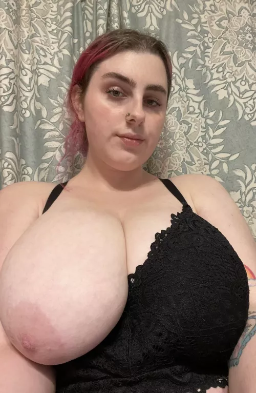 Would you cum on these giant natural titties?